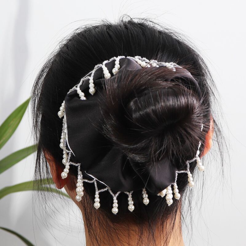 

Faux Pearl Decor Scrunchie, Black and white
