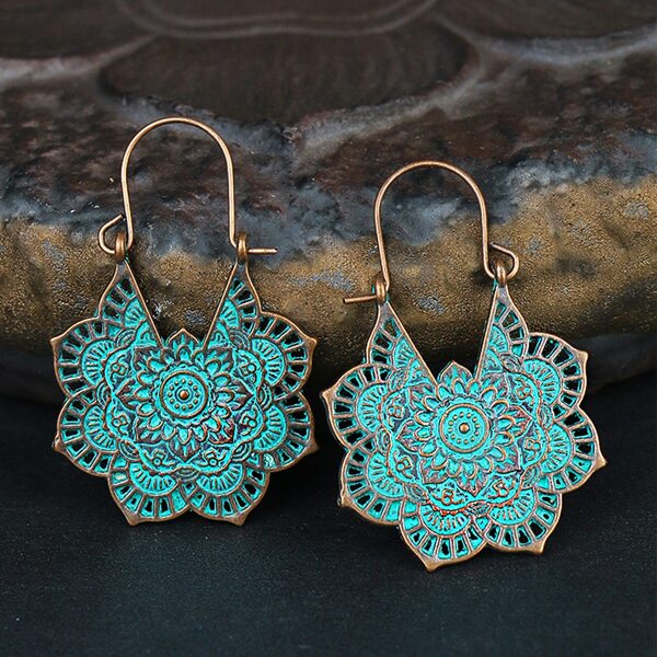 

Hollow Out Hoop Earrings, Bronze
