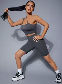 SHEIN SXY 單肩上衣和字母圖案機車短褲套裝 - 深灰色 - 查看 6