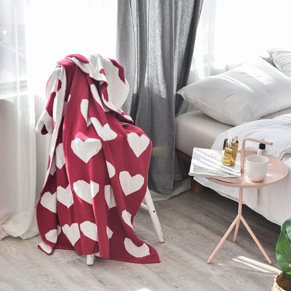

1pc Heart Print Blanket, Red and white