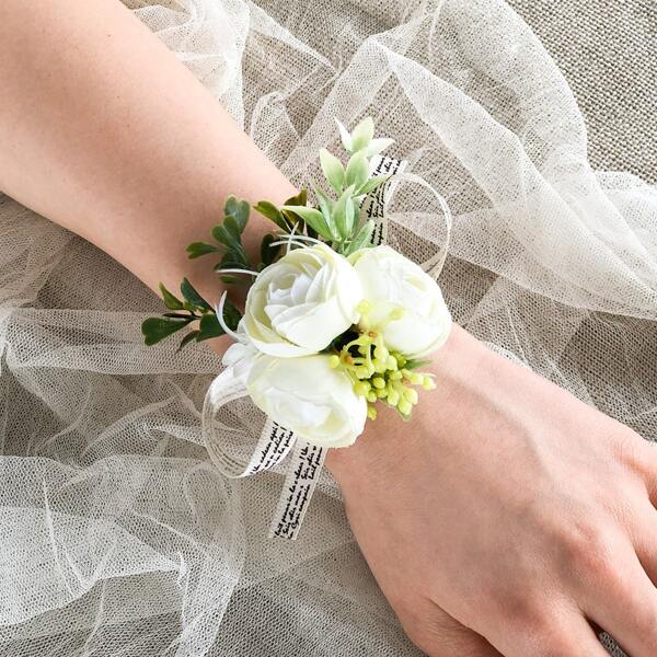 

1pc Artificial Wrist Corsage, White