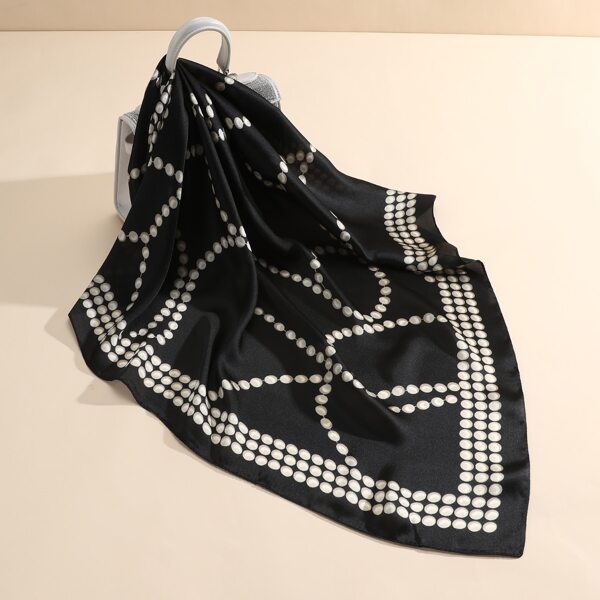 

Round Print Bandana, Black