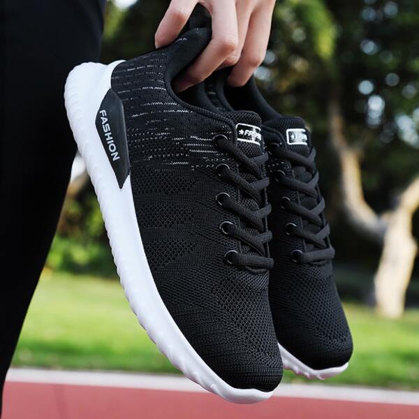 

Lace Up Front Low Top Running Shoes, Black