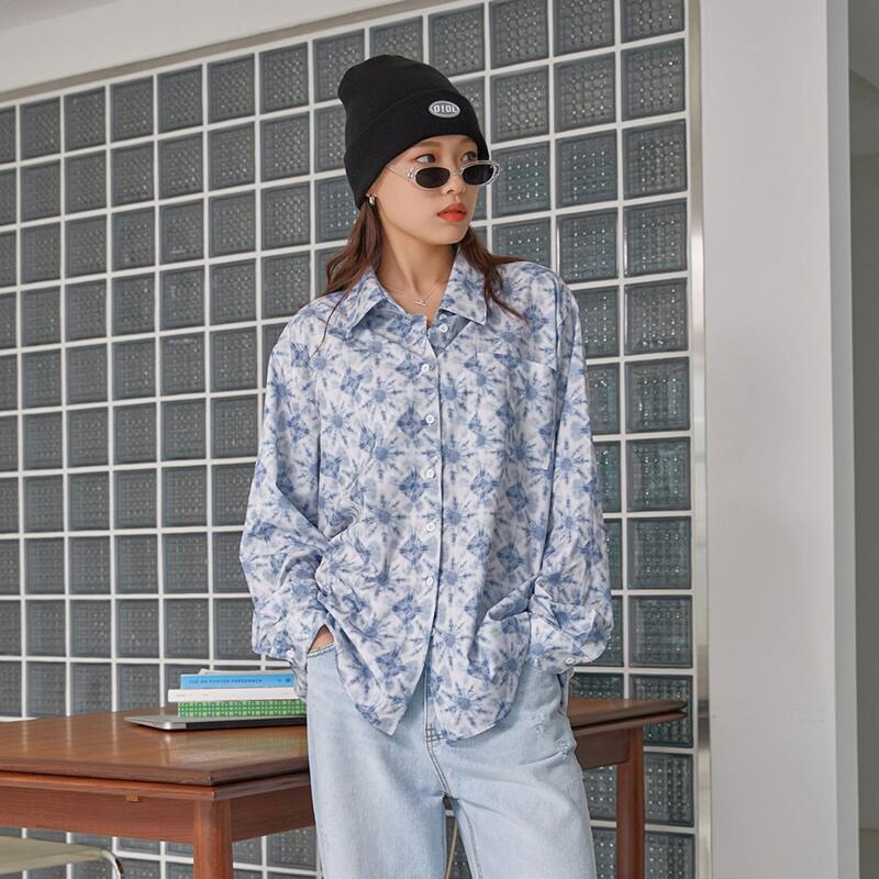 

All Over Print Button Up Longline Blouse, Blue and white