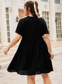 SHEIN Plus Floral Embroidery Dress - Black - View 2