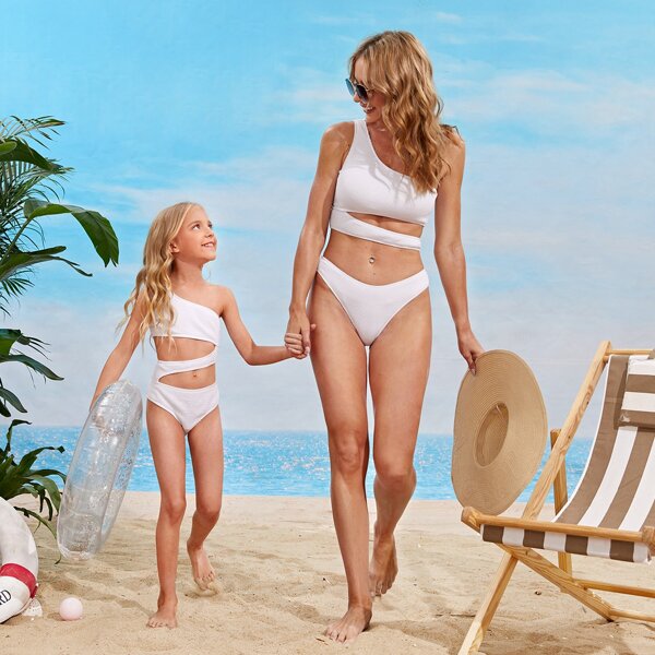 

Girls Cut Out One Shoulder One Piece Swimsuit, White