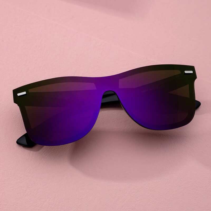 

Square Frame Sunglasses