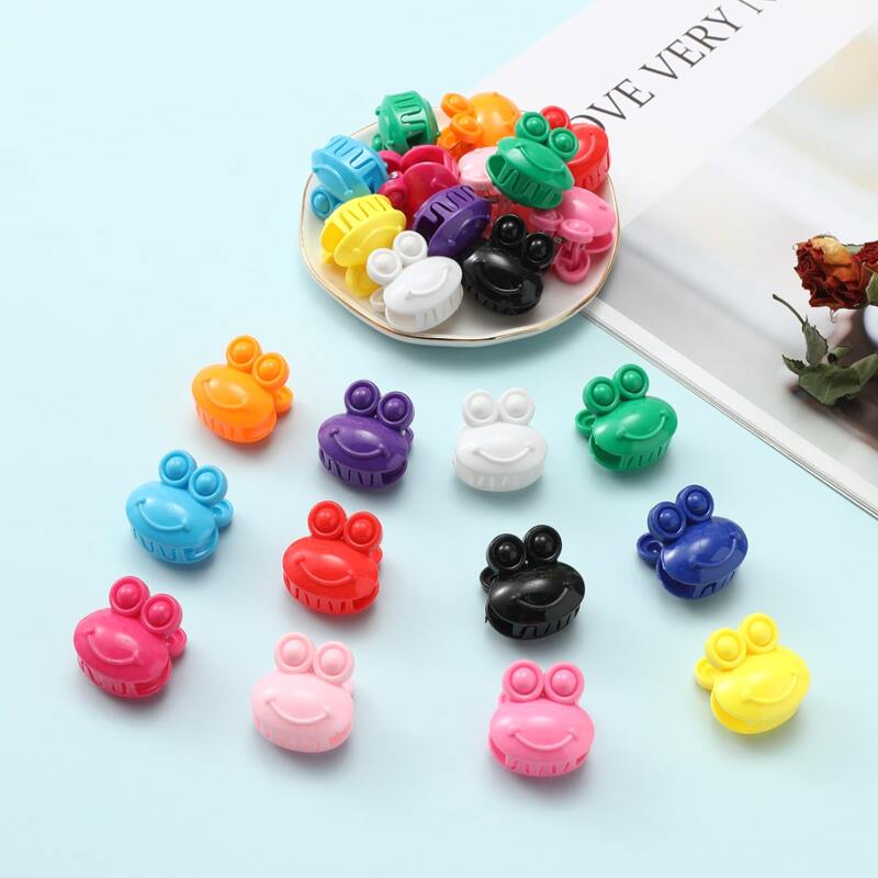

30pcs Random Cartoon Frog Mini Hair Claw, Multicolor