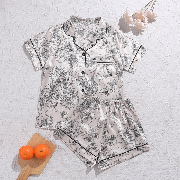 

Contrast Binding Floral Print Night Set, Multicolor