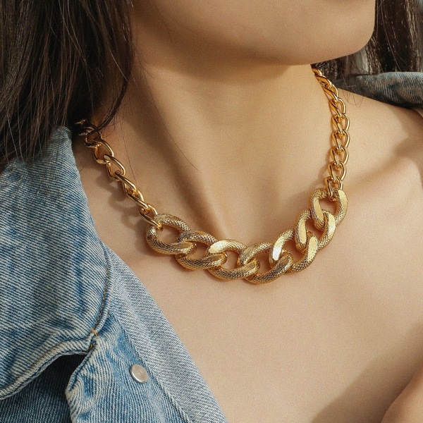 

Solid Chain Necklace, Gold