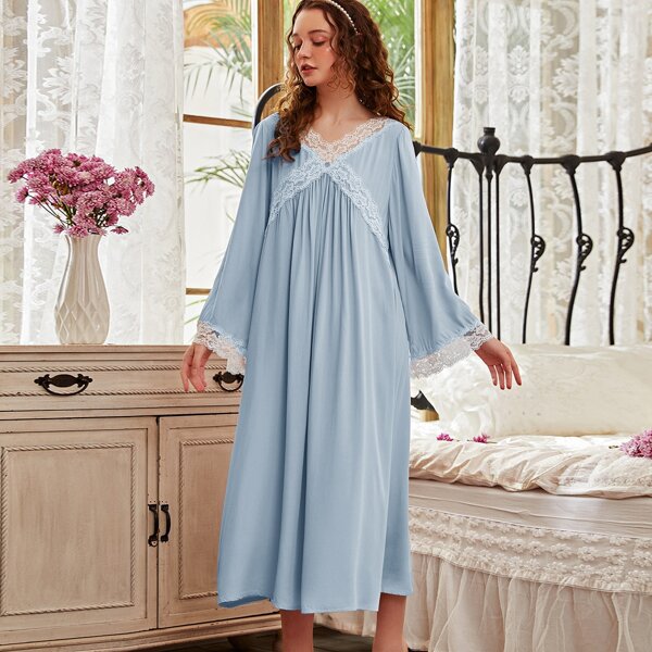 

Contrast Lace Night Dress, Baby blue