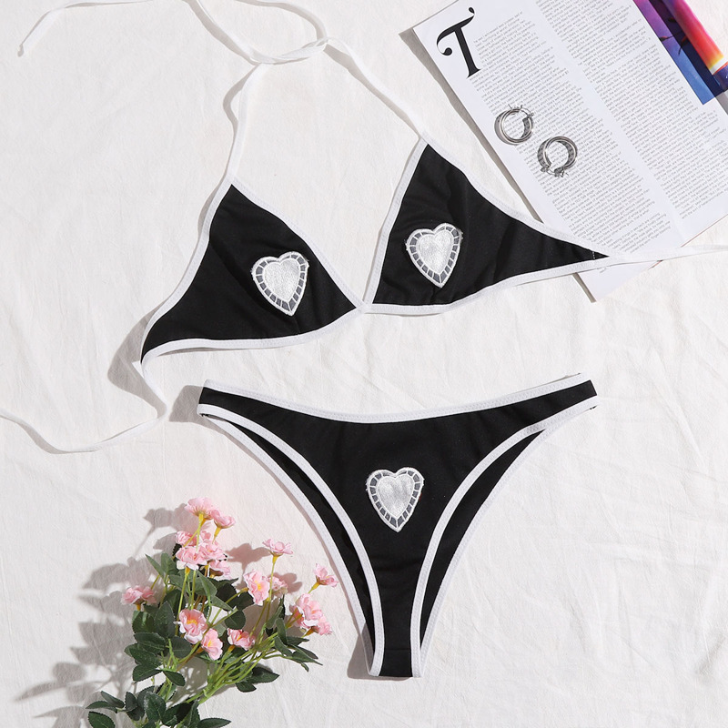 

Heart Patched Triangle Lingerie Set, Black