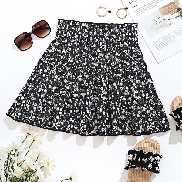 

Ditsy Floral Paperbag Waist Flared Skirt, Black and white