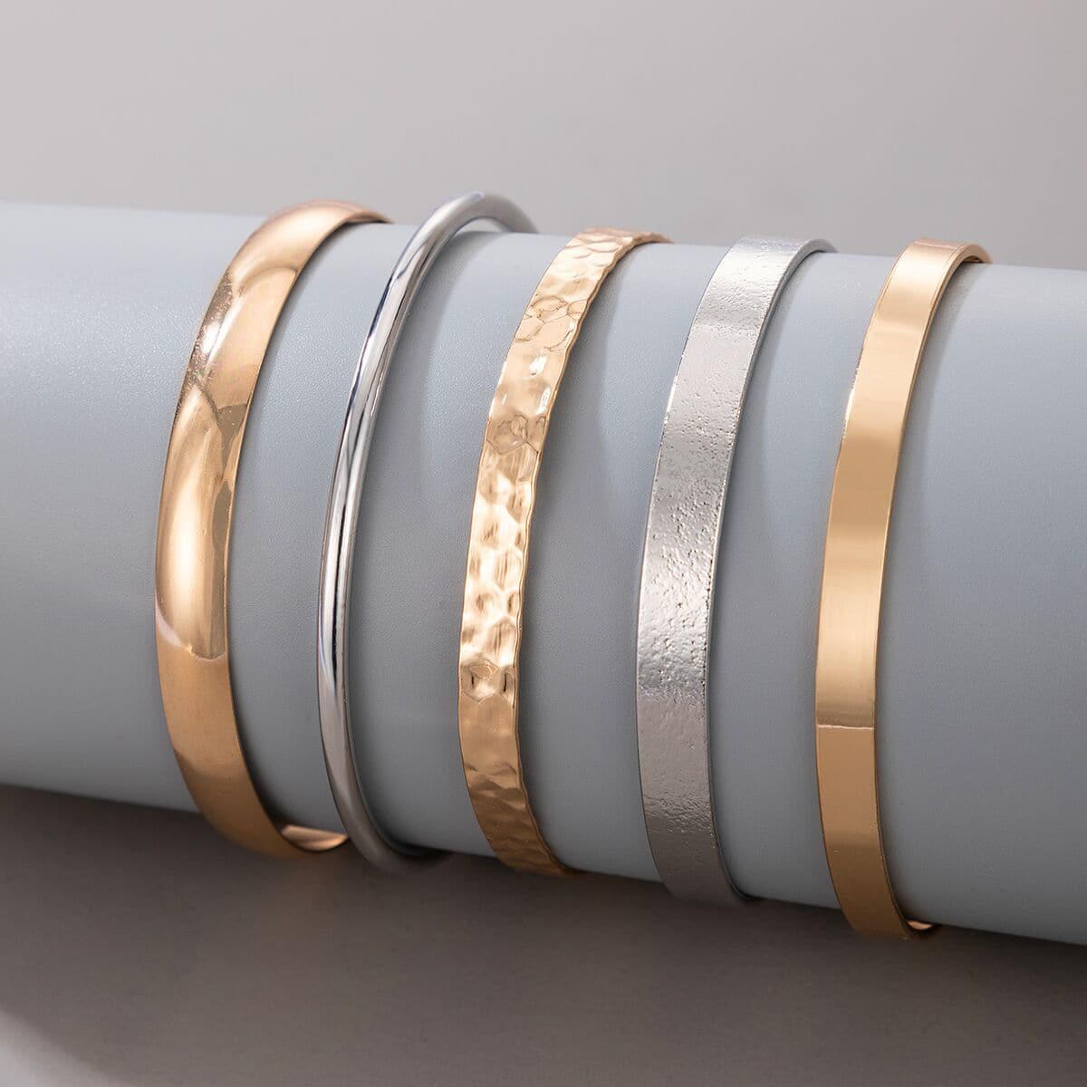 

5pcs Simple Cuff Bracelet, Multicolor