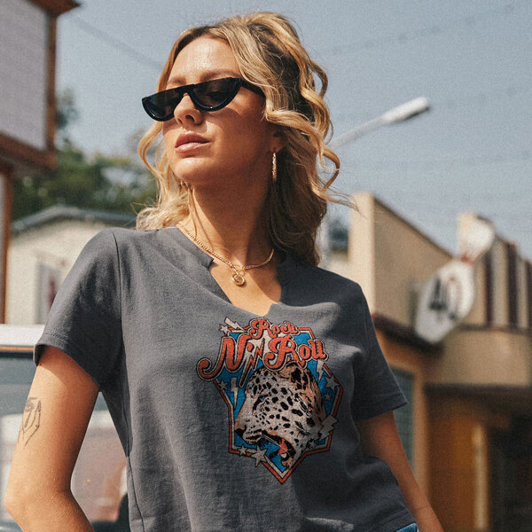 

Leopard And Letter Graphic Tee, Dark grey