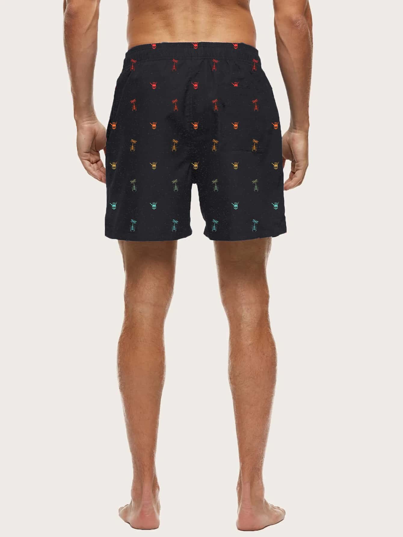 Manfinity Men Tropical & Skull Print Swim Shorts - Black - View 2