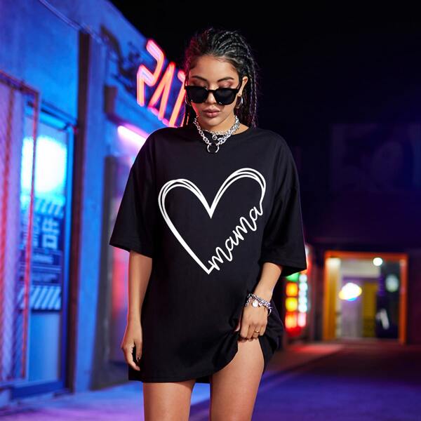 

Heart & Letter Graphic Oversized Tee, Black
