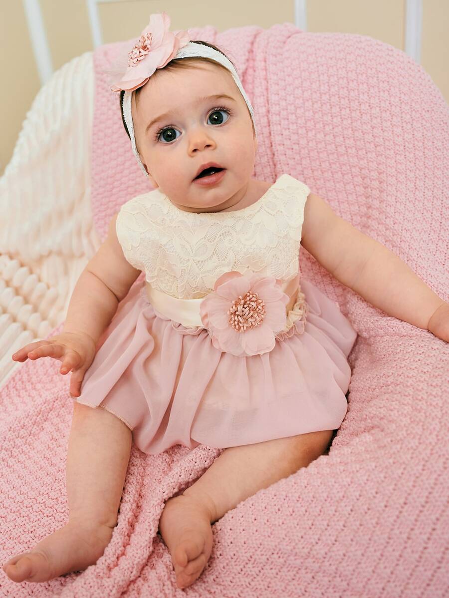 嬰兒貼花腰帶蕾絲附髮帶拼接連體衣連衣裙 - 彩色 - 查看 1