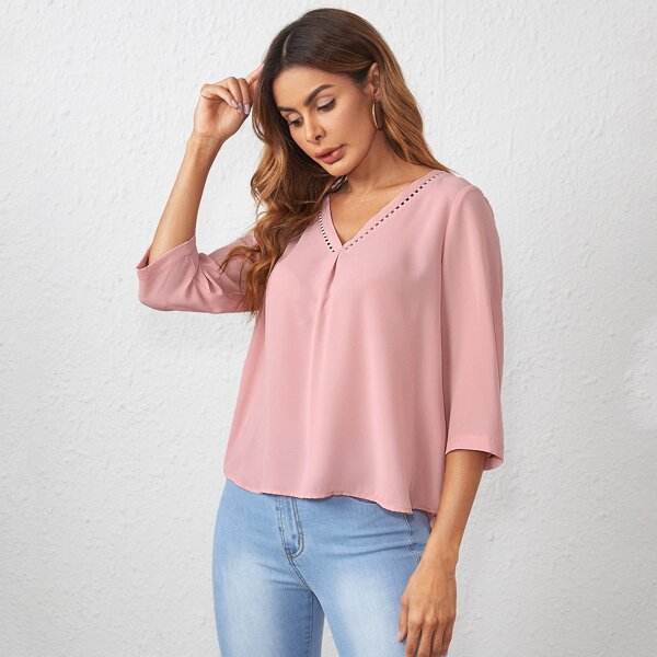 

V-neck Lace Insert Solid Top, Baby pink