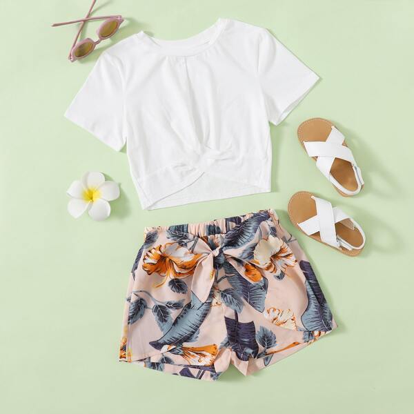 

Girls Twist Wrap Top & Tropical Tie Front Shorts Set, Multicolor