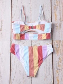 SHEIN Swim Summer Beach Colorblock Bikini Set Ruched Cut Out Bikini Top & Scallop Trim Hipster 2 Piece Bathing Suit - Multicolor - View 2