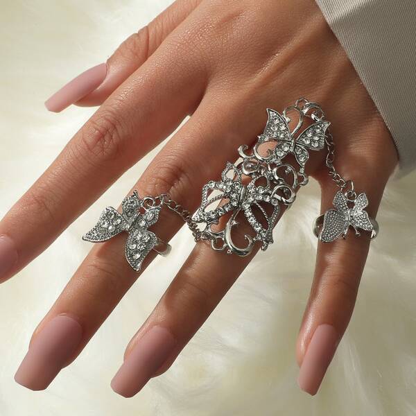 

Rhinestone Butterfly Decor Ring With Chain, Silver