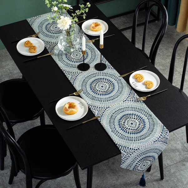

Jacquard Design Table Runner, Multicolor