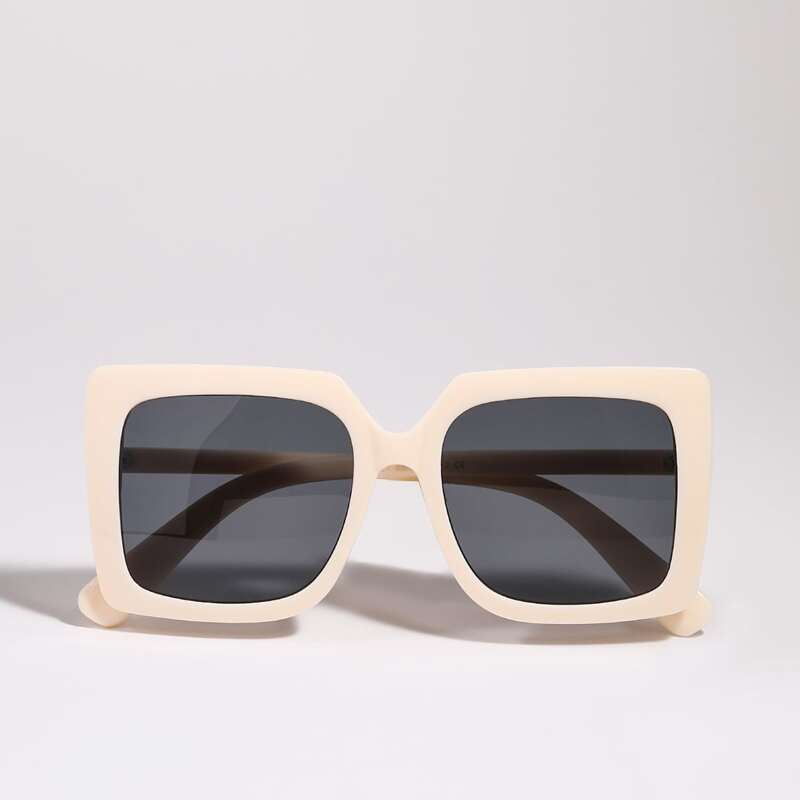 

Square Frame Sunglasses