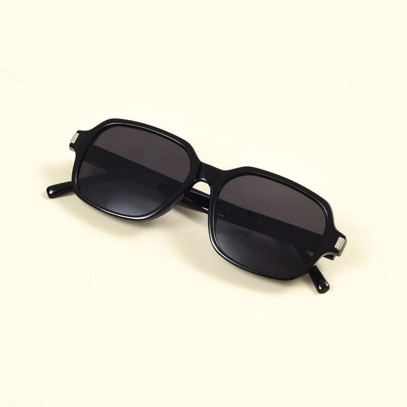 

Square Frame Sunglasses
