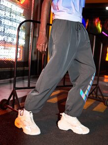 Manfinity Men Holographic Letter Graphic Pants