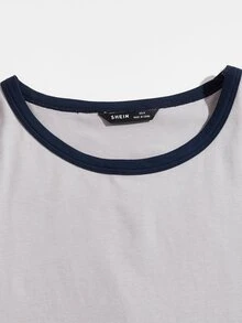 SHEIN طقم بيجامة شورت تريك مع لباس علوي تانك بشريط متباين للرجال