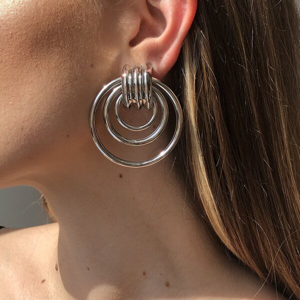 

Hollow Out Round Design Earrings, Silver