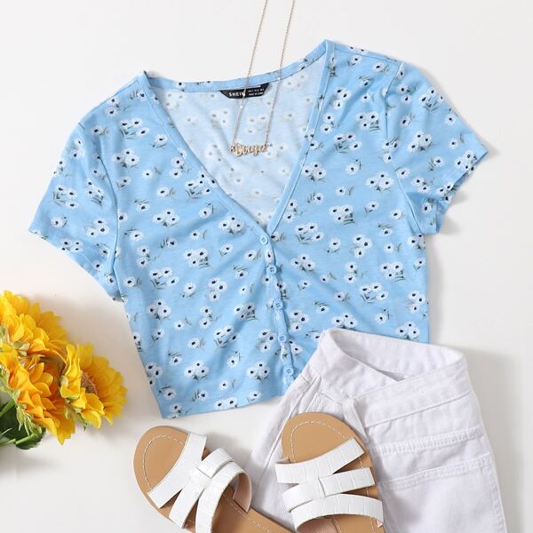 

Ditsy Floral Single Breasted Tee, Baby blue