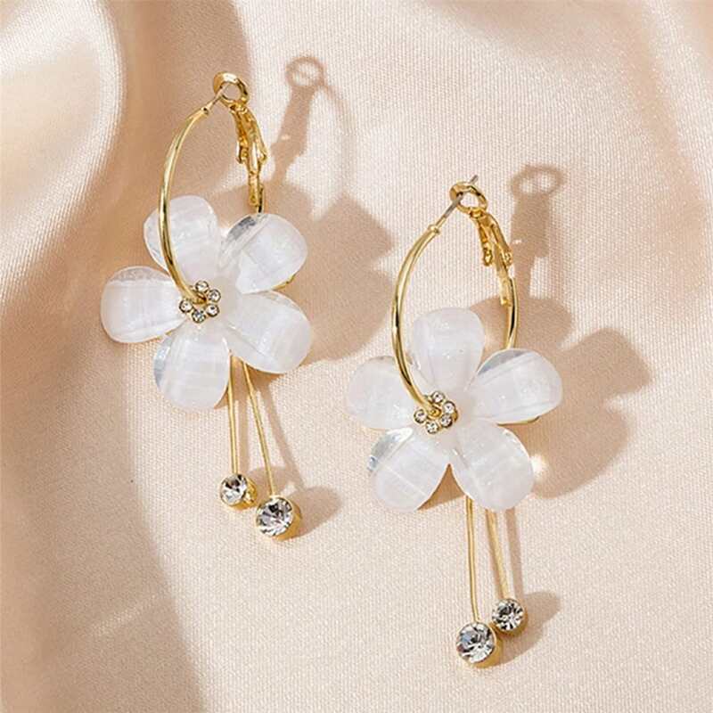 

Rhinestone Flower Dangle Earrings, White
