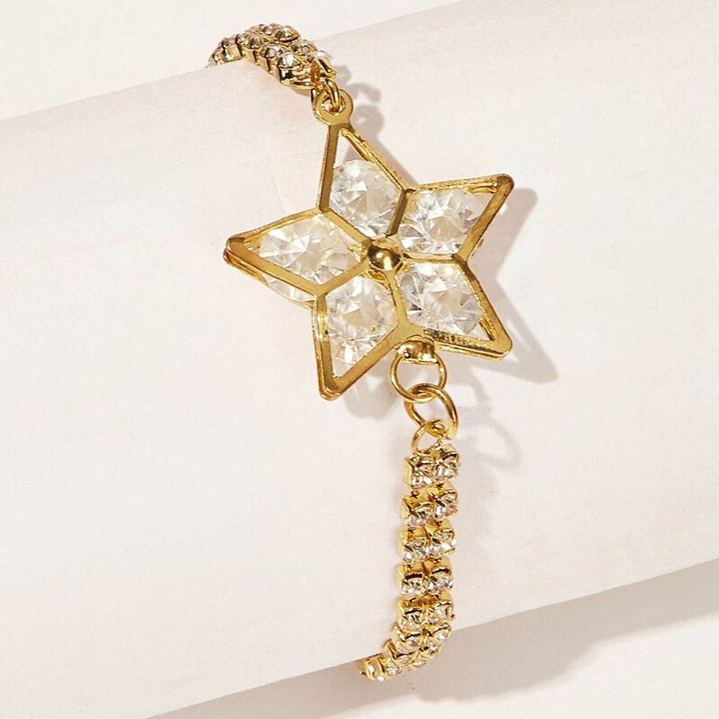 

Rhinestone Star Decor Bracelet, Gold