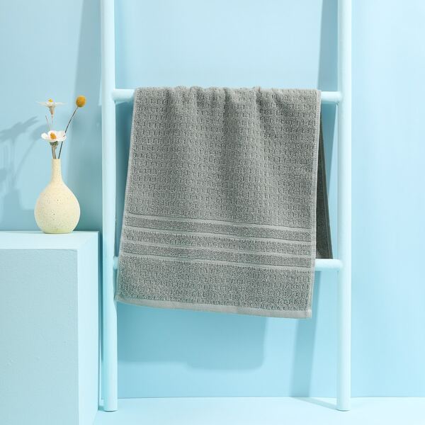 

1pc Striped Pattern Face Towel, Grey