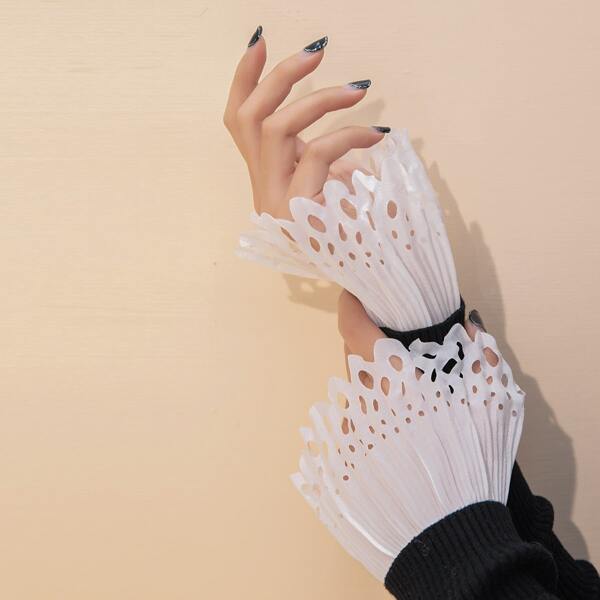 

Hollow Out Fake Cuff, White