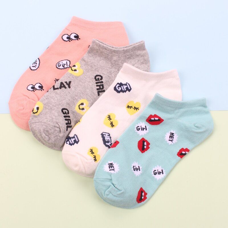 

4pairs Letter Graphic Ankle Socks, Multicolor