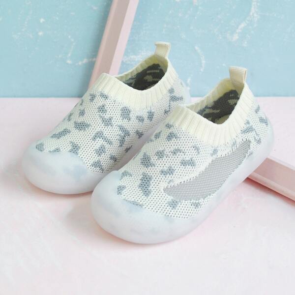 

Toddler Girls Graphic Slip-On Sneakers, Beige