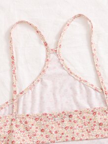 SHEIN Qutie 小碎花不對稱下擺吊帶上衣 - 彩色 - 查看 5