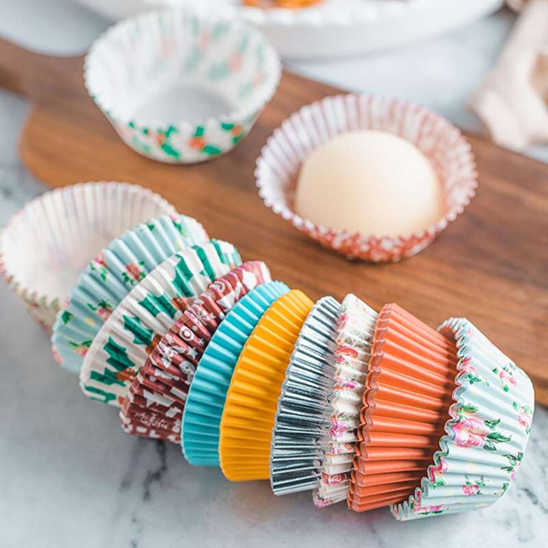 

100pcs Random Colorful Cupcake Mold, Multicolor