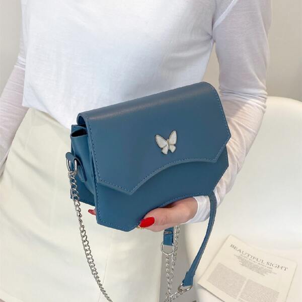 

Butterfly Decor Chain Crossbody Bag, Blue