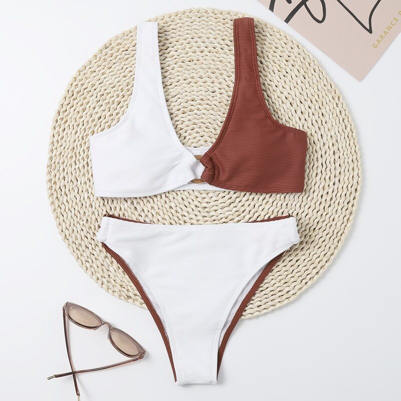 

Two Tone Ring Decor Bikini Swimsuit, Multicolor
