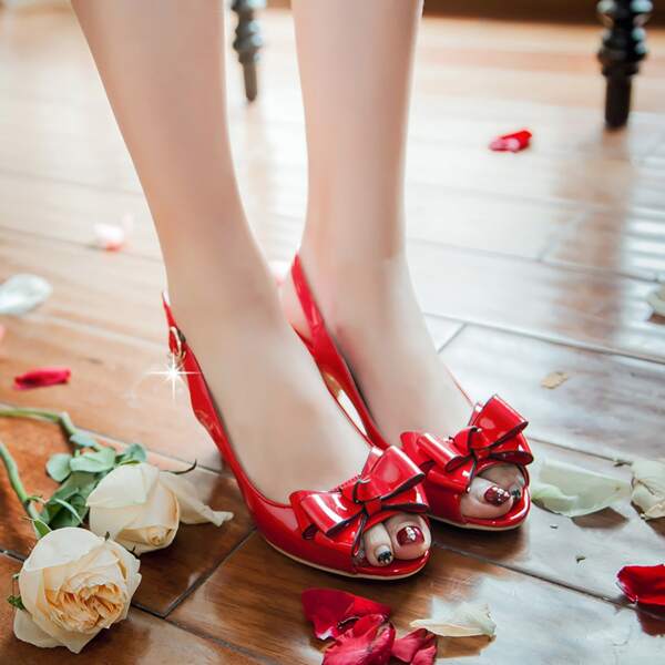 

Peep Toe Bow Decor Chunky Pumps, Red