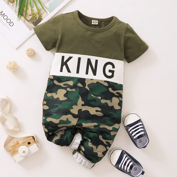 

Baby Boy Letter & Camo Print Tee Jumpsuit, Army green