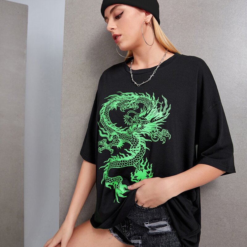 

Chinese Dragon Graphic Oversized Tee, Black
