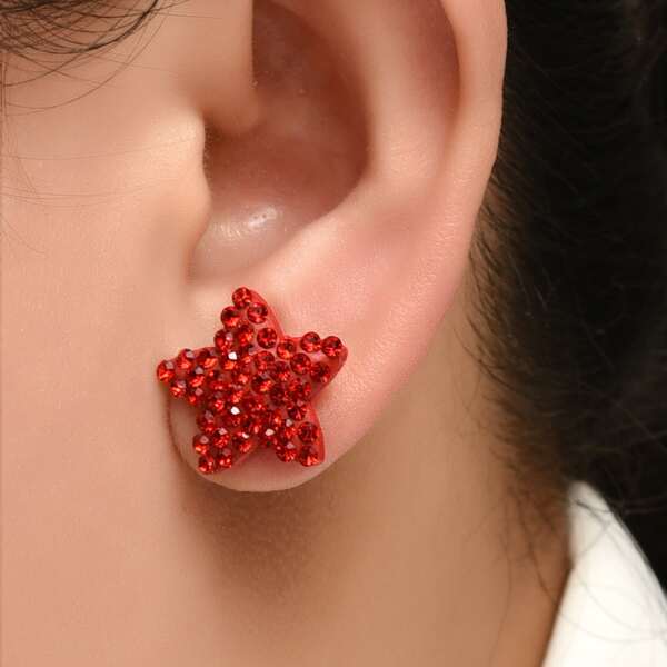 

Rhinestone Star Decor Stud Earrings, Red
