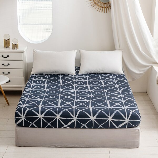 

Geometric Pattern Fitted Sheet, Blue and white