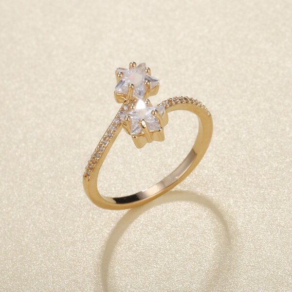

Star Zircon Decor Ring, Gold
