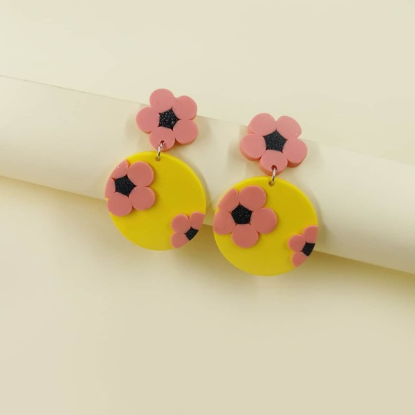 

Flower Decor Round Drop Earrings, Multicolor